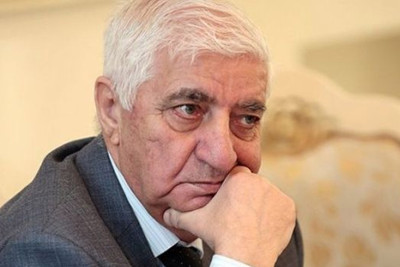 Xalq şairi Fikrət Qocanın qəbirüstü abidəsinin açılış mərasimi keçirilib
