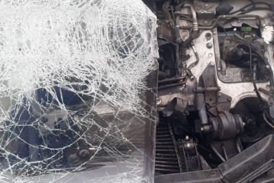 Nəsimi rayonunda sərnişin avtobusu qəzaya uğrayıb