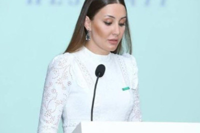 Dələduzluq etdiyi üçün həbs edilən bələdiyyə sədrinin bacısı sərbəst buraxılıb