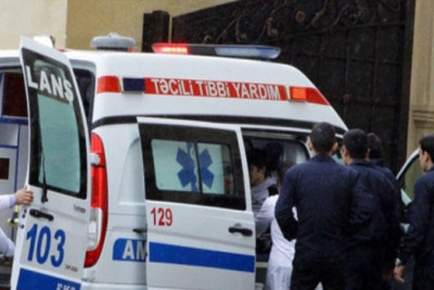 Xocəsəndəki kafedə dava baş verib: bir nəfər bıçaqlanıb