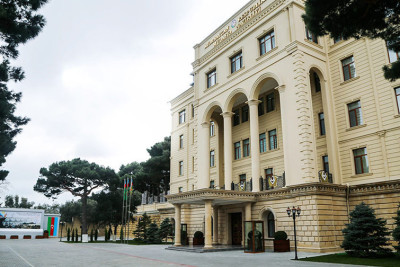 Müdafiə Nazirliyi "Əsgərin kitab rəfi" adlı kitab toplama aksiyasına start verib
