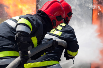 Bakının mərkəzində yanğın başlayıb
