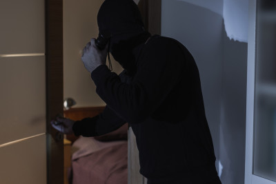 Bakının dörd rayonunda oğurluq edən şəxslər saxlanılıb