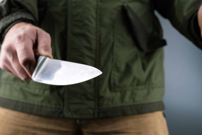 Xətai rayonunda 43 yaşlı kişini tanışı bıçaqlayıb