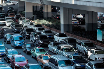 Bakıda bəzi yollar bağlıdır: 16 küçə və prospektdə hərəkətin sıx olduğu bildirilir