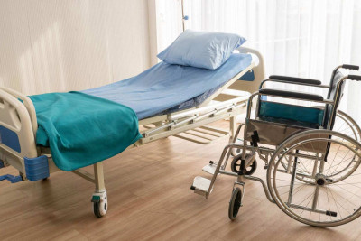 Xətai rayonunda yeniyetmə motosikletdə avtoqəzaya düşüb