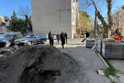 Nəsimi: Moskva prospektində təmir-bərpa işləri aparılır