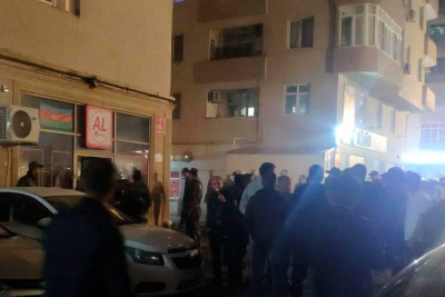 Xətai rayonunda mağazada yanğın baş verib