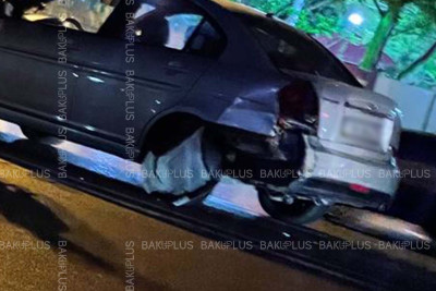 Xətai rayonunda 2 avtomobil toqquşub