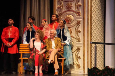 Üç illik fasilədən sonra Musiqili Teatrda “Amerikalı kürəkən” göstəriləcək