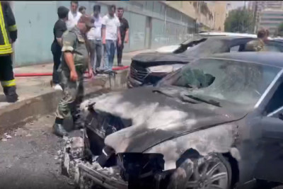 Xətai rayonunda “BMW” və “Hyundai” markalı avtomobillər yanıb