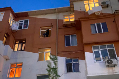 Nəsimi rayonunda intihara cəhd hadisəsi baş verib