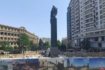 “Azad qadın” heykəlinin ətrafında təmir işlərinə start verilib