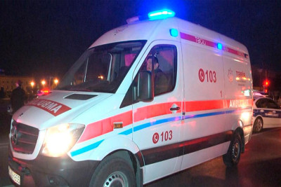 Binə qəsəbəsində 23 yaşlı oğlan bıçaqlanıb