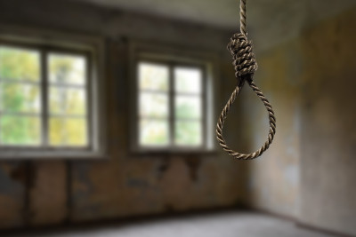 Bakıda 16 yaşlı qız intihar edib