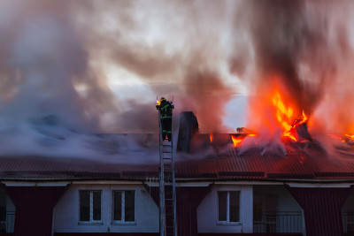 Xəzər və Qaradağ rayonlarında yanğın baş verib