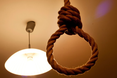 Xətai rayonunda intihar hadisəsi baş verib