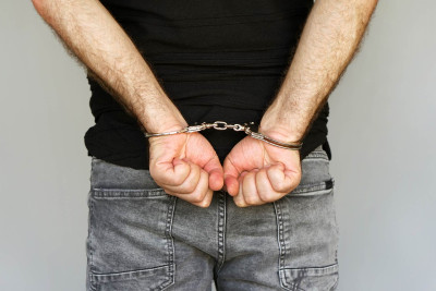 Bakıda qaçırdığı avtomobillə qəza törədən Şamaxı rayon sakini saxlanılıb