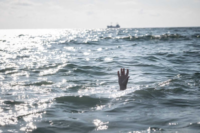 Bakıda 12 yaşlı uşaq dənizdə batıb