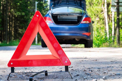 Bakıda gənc oğlanı avtomobil vurub