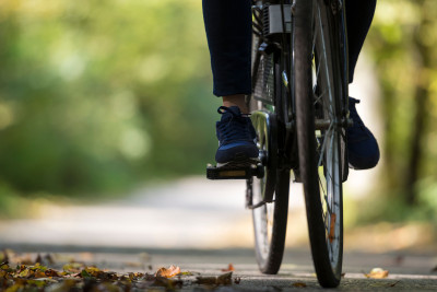 Bakıda bədbəxt hadisə: 16 yaşlı qız velosipeddən yıxılaraq vəfat edib