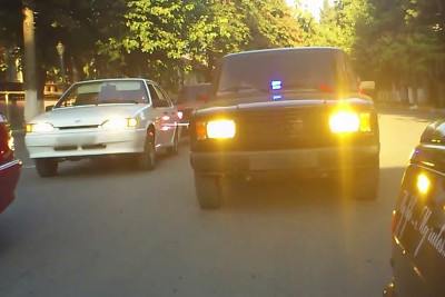 Binəqədi rayonunda 2 sürücü toy kortejində avtoxuliqanlıq edib