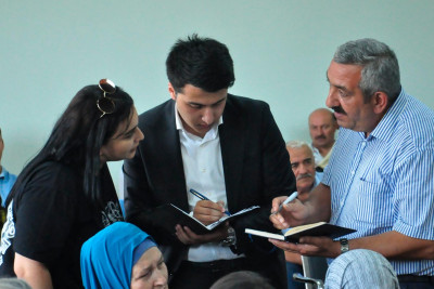 Sabunçu rayonunda icra başçısı səyyar qəbul keçirib