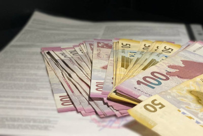 Bakıda 1 milyard AZN-dən artıq dövriyyə edən qanunsuz dəstənin üzvü həbs olunub