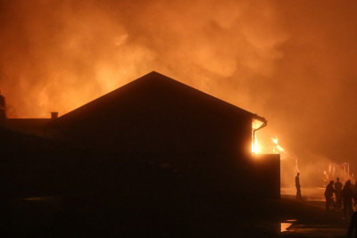 Xəzər rayonunda yaşayış evində yanğın baş verib