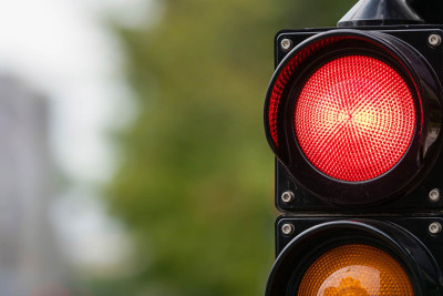 Xətai rayonunda ana və uşağı avtomobil vurub