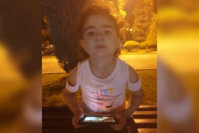 Bulvarda balaca qız tapılıb: onun valideynləri axtarılır