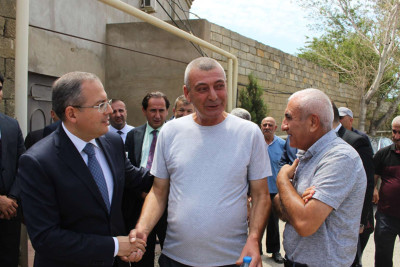 Səbail rayon İcra Hakimiyyətinin başçısı sakinlərlə görüşüb