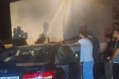 Beynəlxalq Avtovağzalın yaxınlığında yük avtomobili qəzaya səbəb olub
