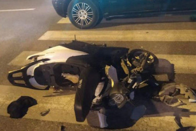 Ələtdə avtomobil motosikletlə toqquşub: sürücülərdən biri hadisə yerində ölüb