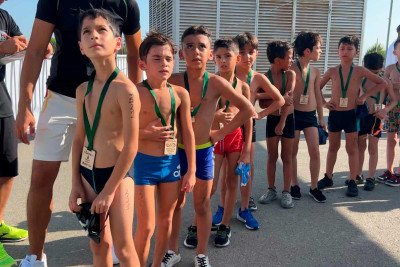 Bakıda balaca idmançılar akvatlon idman növü üzrə yarışıblar