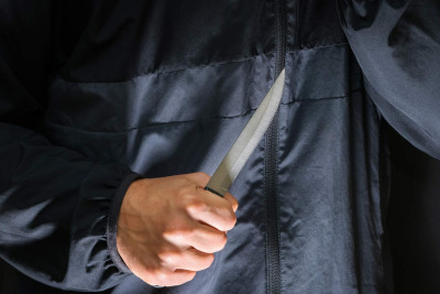 Bakıda iki nəfər söyüş üstündə bıçaqlanıb