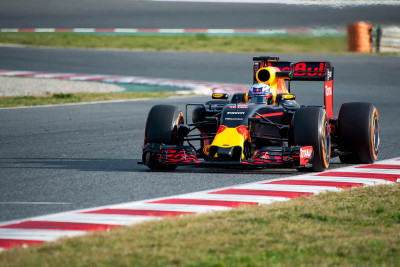 “Formula 1” könüllüləri Fransaya səfər ediblər