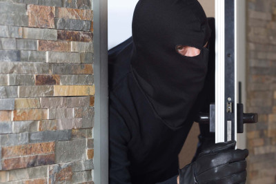 “Artyom” adasında soyuducu radiatorları oğurlayan şəxs tutulub