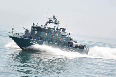 “Şah Dili” ərazisində 2 nəfər batmaqdan xilas olunub