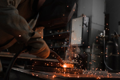 Türkan qəsəbə sakinləri əlvan metal qəbulu məntəqəsindən narazıdırlar