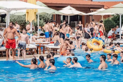 “Dalğa Beach”-də Türkiyə vətəndaşı iraqlı tələbəsini döyüb