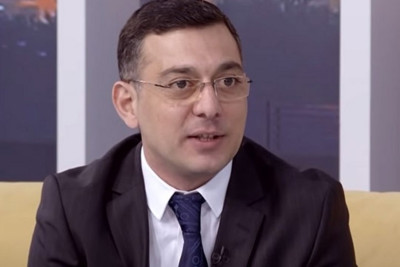 Baku TV-nin aparıcısı Ceyhun Əsgərov Kliniki Tibbi Mərkəzə ağır vəziyyətdə çatdırılıb