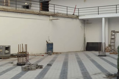 Bakıda yeni binanın sakinləri öz mənzillərinə qonşu blokdan keçmək məcburiyyətində qalıblar