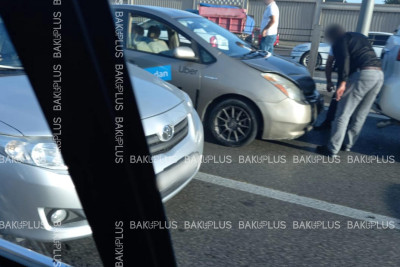 Ziya Bünyadov prospektində “Prius” ilə “Prado” toqquşub