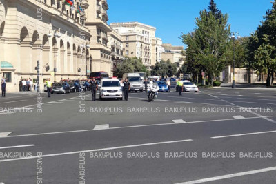 Bakıda şəhidlərin əziz xatirəsi 1 dəqiqəlik sükutla yad edilib