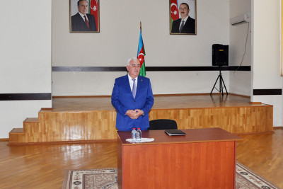 Pirallahı Rayon İcra Hakimiyyətinin başçısı Şüvəlanda səyyar görüş keçirib