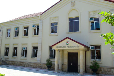 Nizami rayonunda kişi arvadını öldürüb