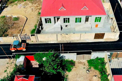 Binəqədi: Zəngəzur küçəsinin yolları yenidən qurulur