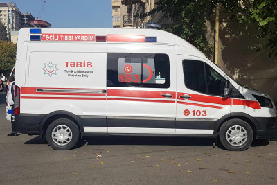 Nizami rayonunda təcili tibbi yardımın qarşısını kəsərək hücum ediblər