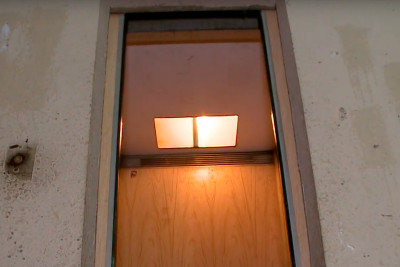 Xətai rayonunda təmirsiz, istismarı başa çatan lift sakinlərə çətinlik yaradır